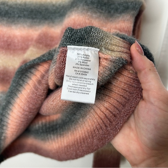 Evereve Rudy Spacedye Striped Pullover Sweater Mockneck Pink Green Size XS - Picture 6 of 7